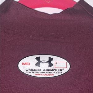 UNDER ARMOR mock neck
